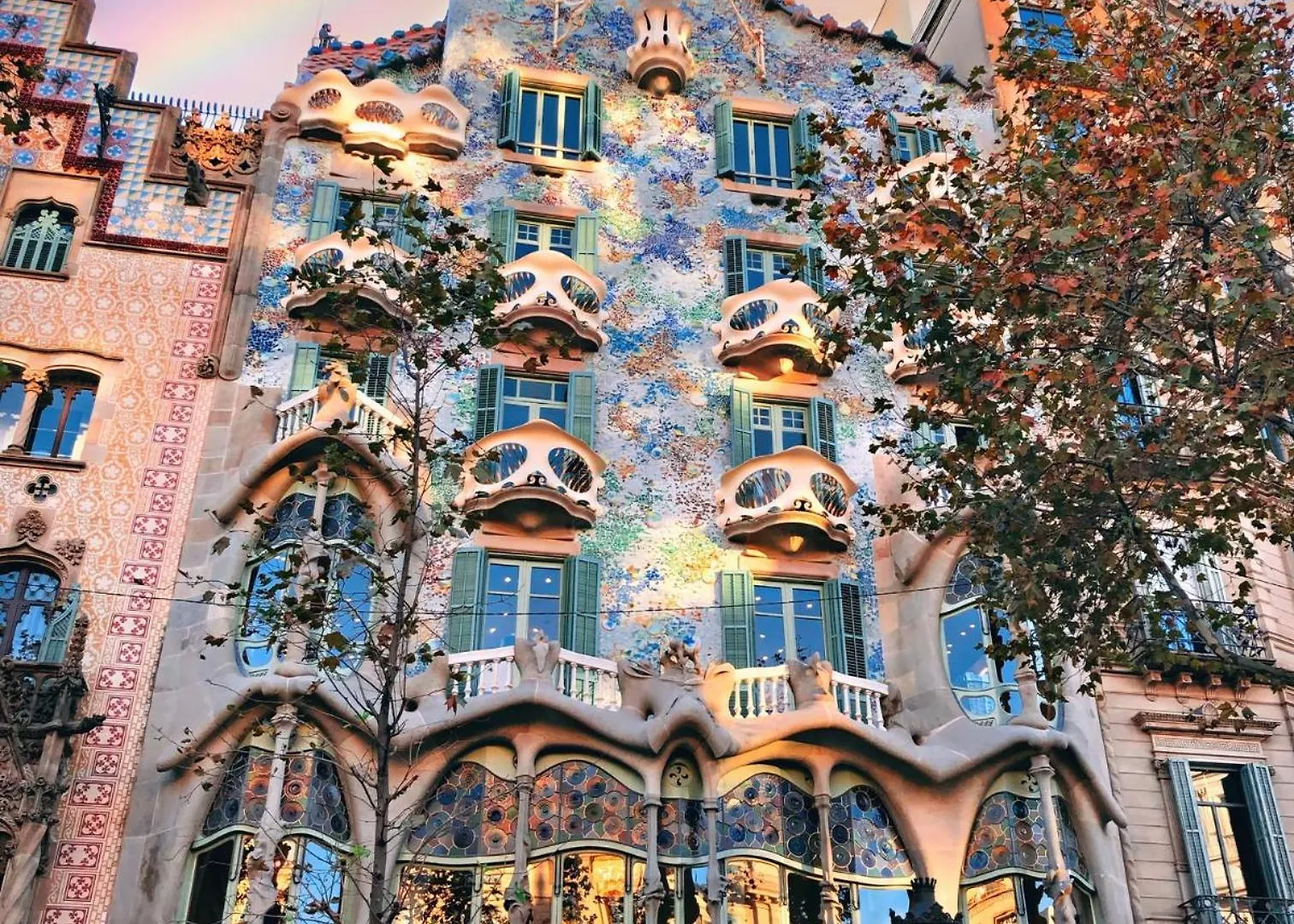 Rooms In Spacious Apartment In City Center Barcelona Spain