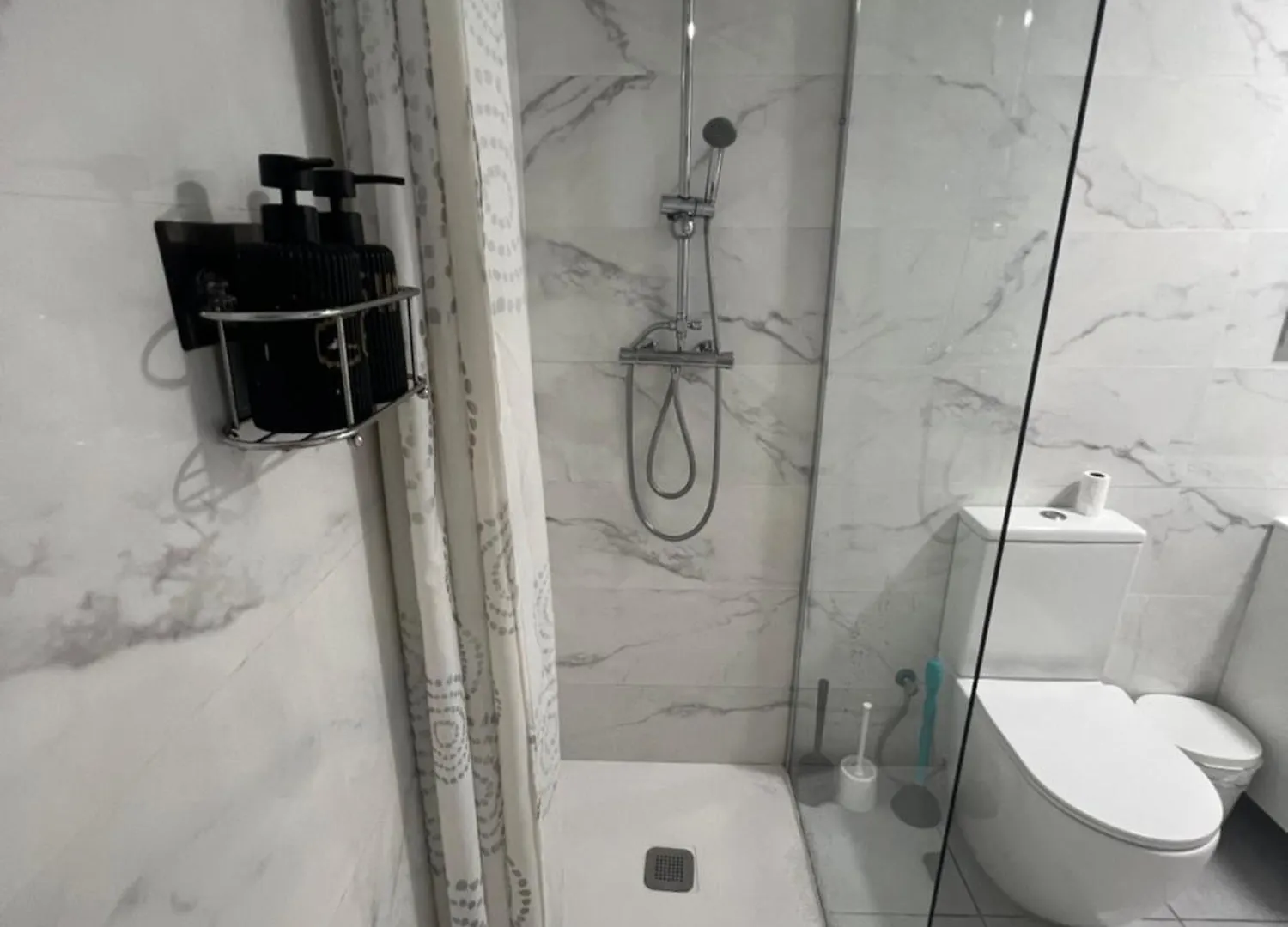 Rooms In Spacious Apartment In City Center Barcelona Spain