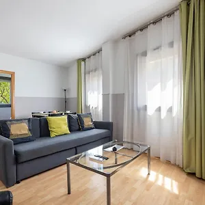 Apartment Sata Park Guell Area, Barcelona